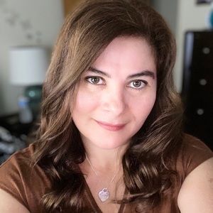 Meet your Posher, Victoria